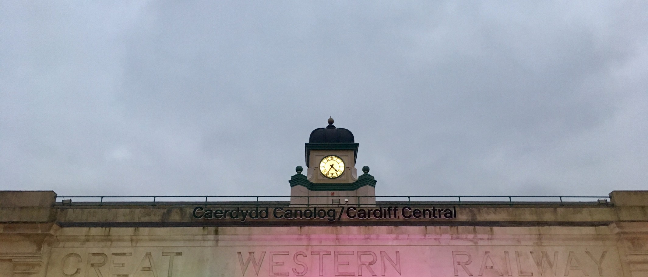 Cardiff Central railway station, the start of the Penarth line. Photo: No Swan So Fine, CC BY-SA 4.0, via Wikimedia Commons