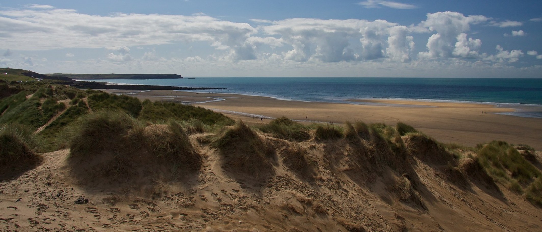 Archive view of Freshwater West beach, August 2014. Photo: Mario Sánchez Prada from Staines, United Kingdom, CC BY-SA 2.0, via Wikimedia Commons. Not the rescue.