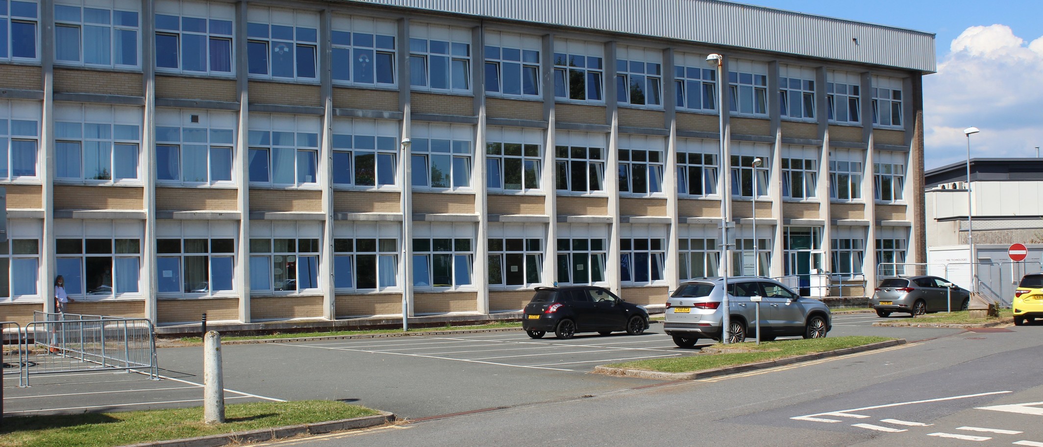 Glangwili Hospital’s wards block in Carmarthen. Archive photograph: M J Roscoe, CC BY-SA 2.0, via Geograph and Wikimedia Commons.