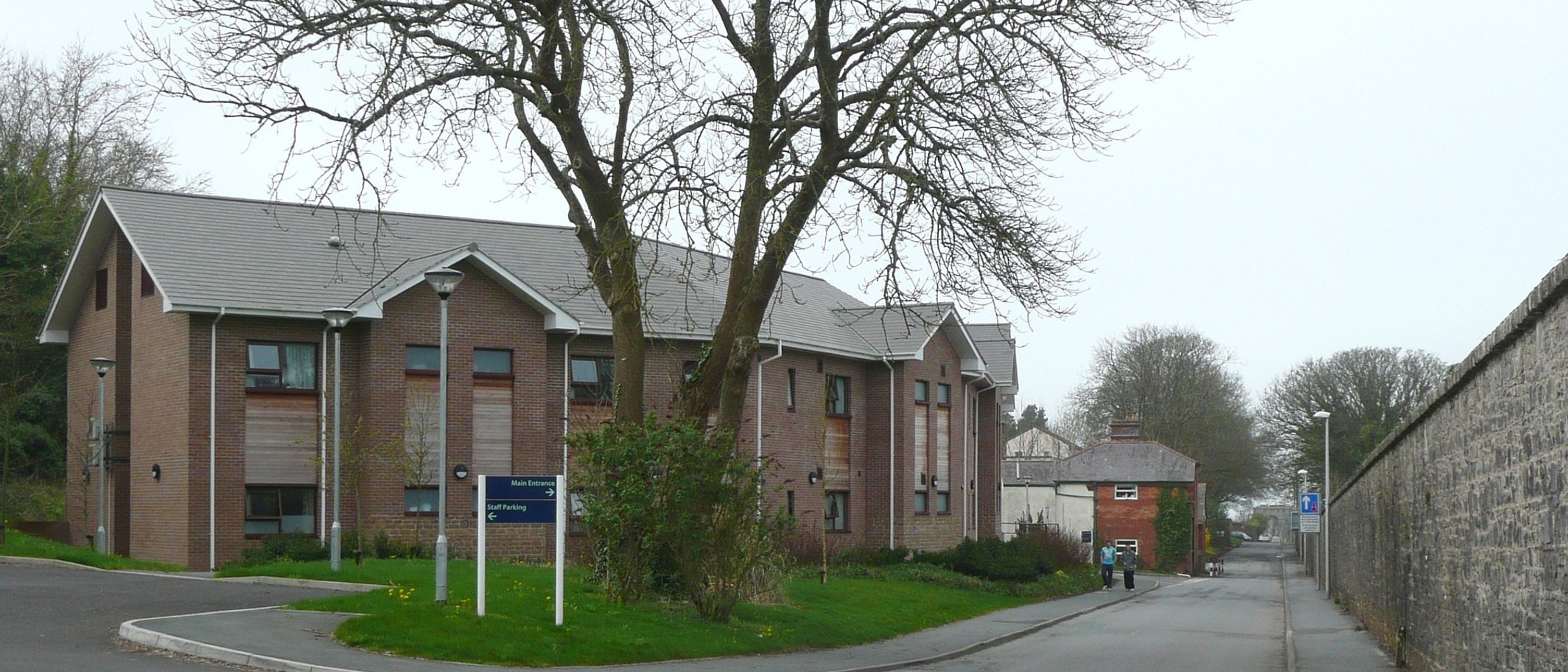 Fort Road, Pembroke Dock, in March 2011. Archive location photograph: Humphrey Bolton, CC BY-SA 2.0, via Geograph and Wikimedia Commons.