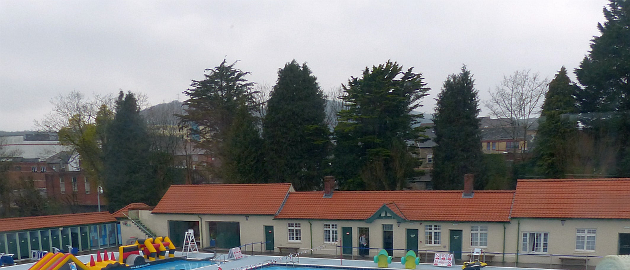 Lido Ponty at Ynysangharad War Memorial Park in Pontypridd, photographed by Robin Drayton.