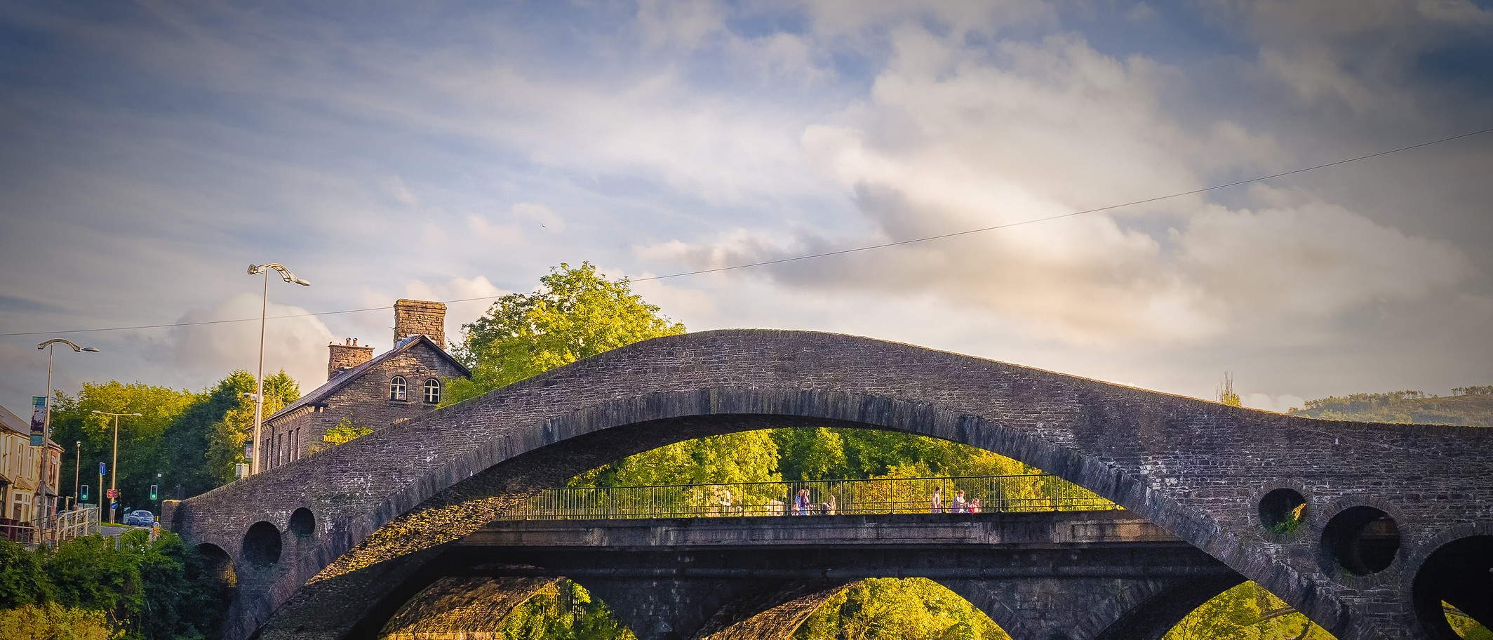 The Old Bridge in Pontypridd, photographed by Varitek under CC BY-SA 3.0