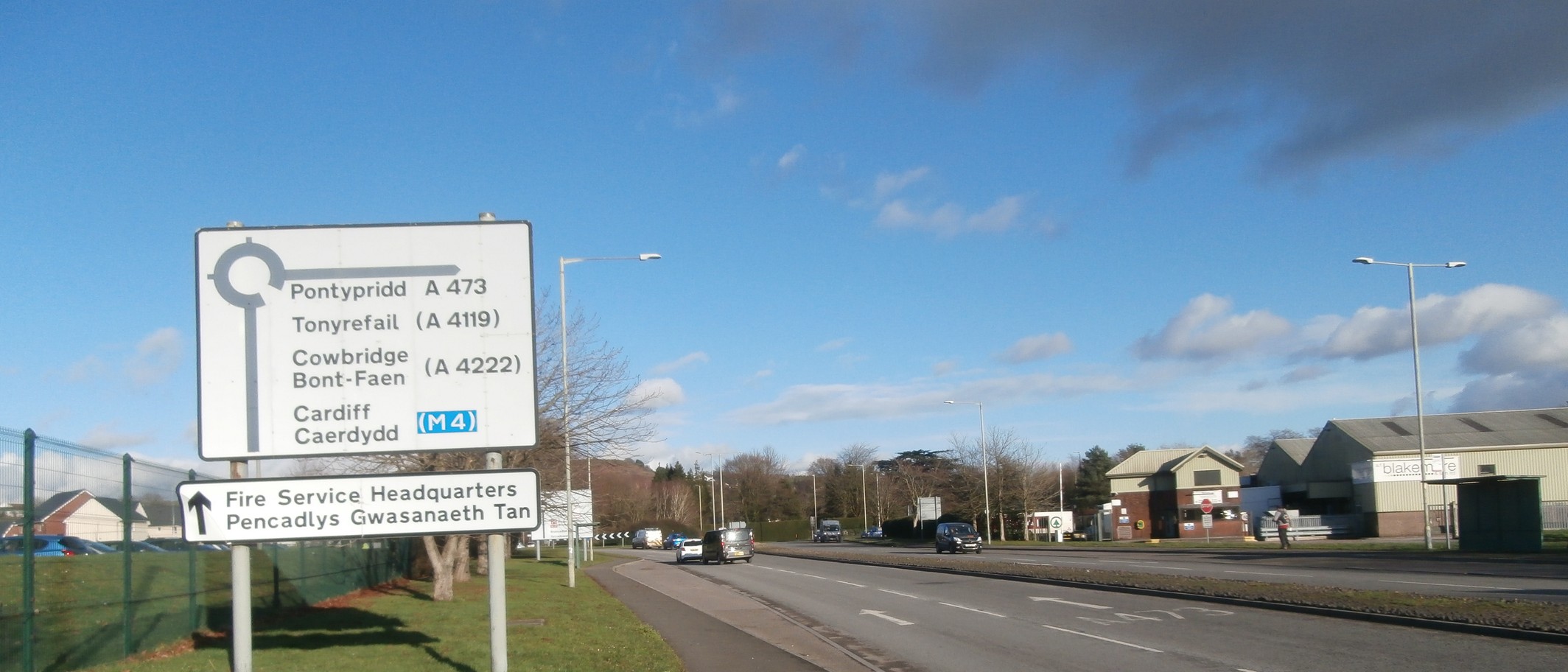 The A473 near Lanelay Hall, Talbot Green. Photo: John Lord, CC BY-SA 2.0, via Geograph (geograph.org.uk/photo/6040778) and Wikimedia Commons