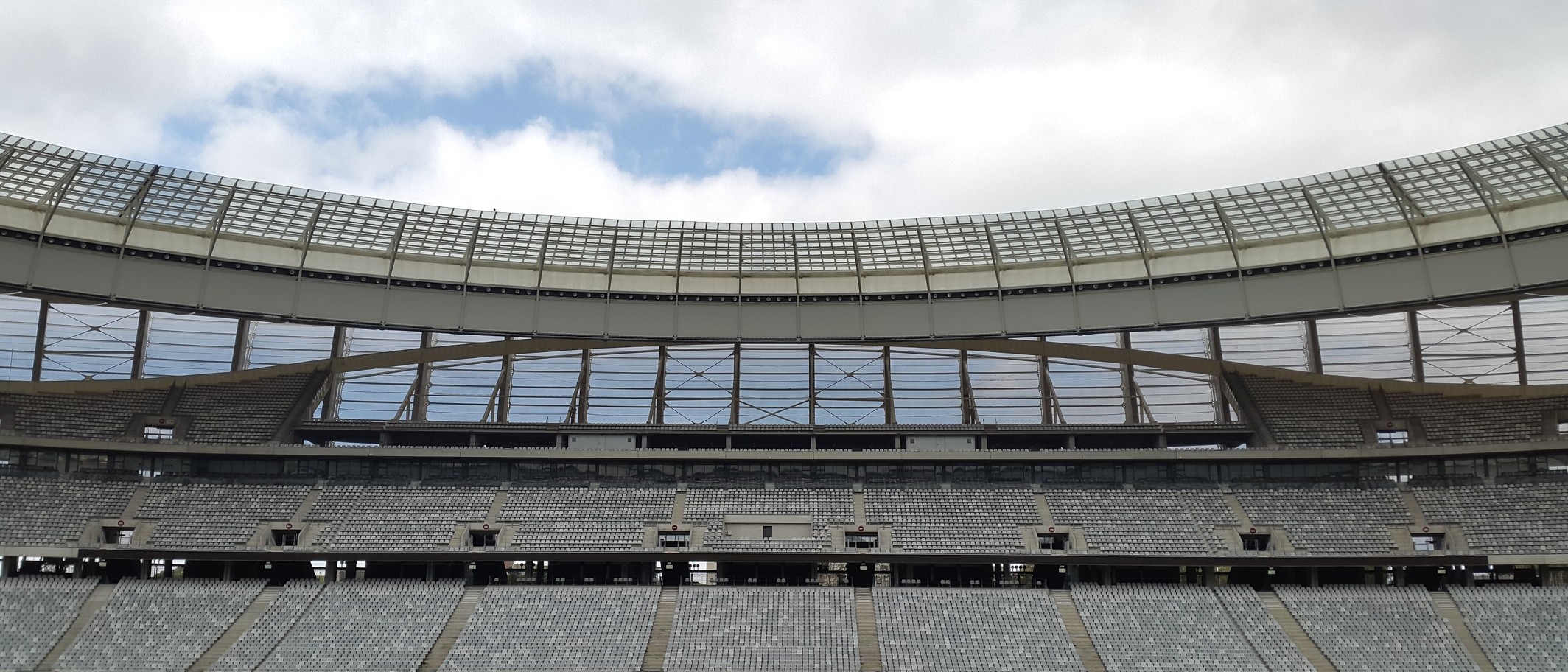 Archive: Cape Town Stadium, now known as DHL Stadium, in November 2015. Photo: Deklerk Basson dkbasson, CC0, via Wikimedia Commons. The old football markings do not show the current rugby pitch or match setup.
