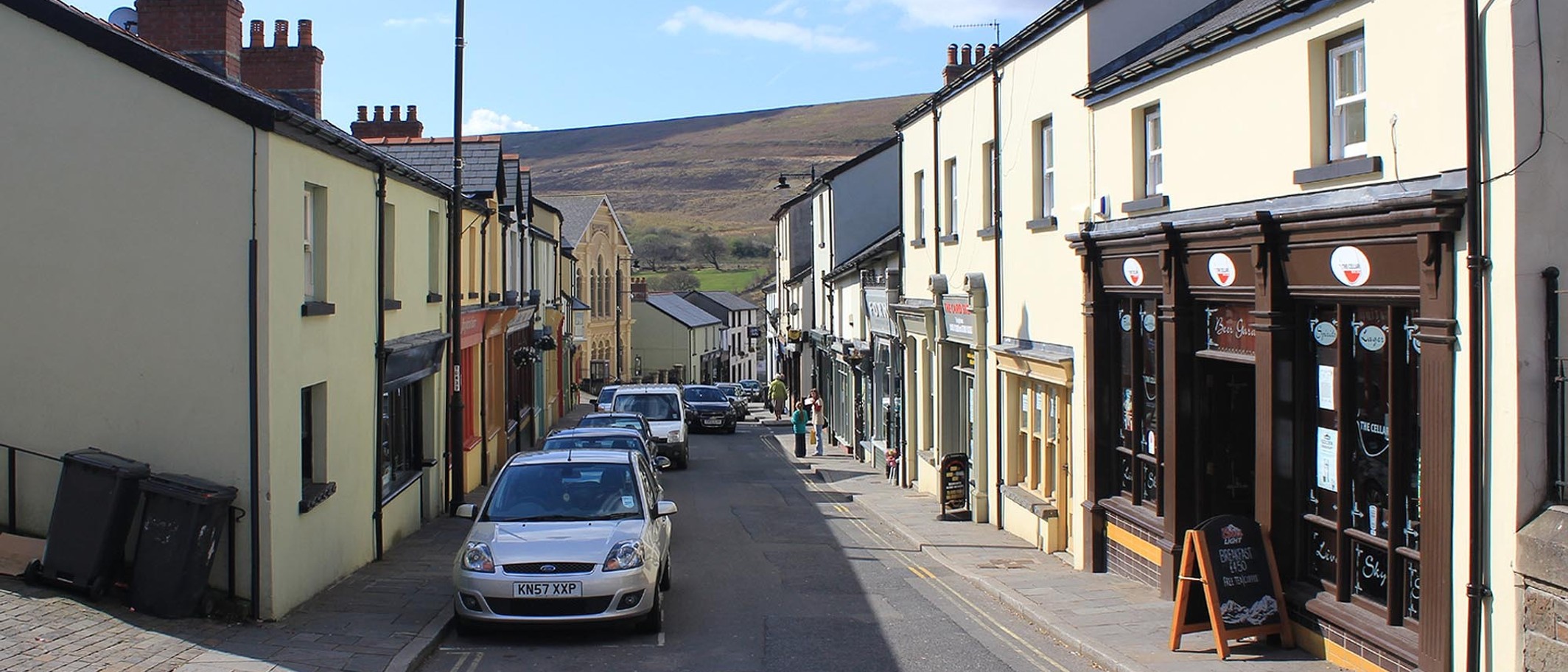 Archive: Broad Street, Blaenavon, 13 April 2012, before the resurfacing reported this year. Photo: David P Howard, CC BY-SA 2.0, via Geograph and Wikimedia Commons.
