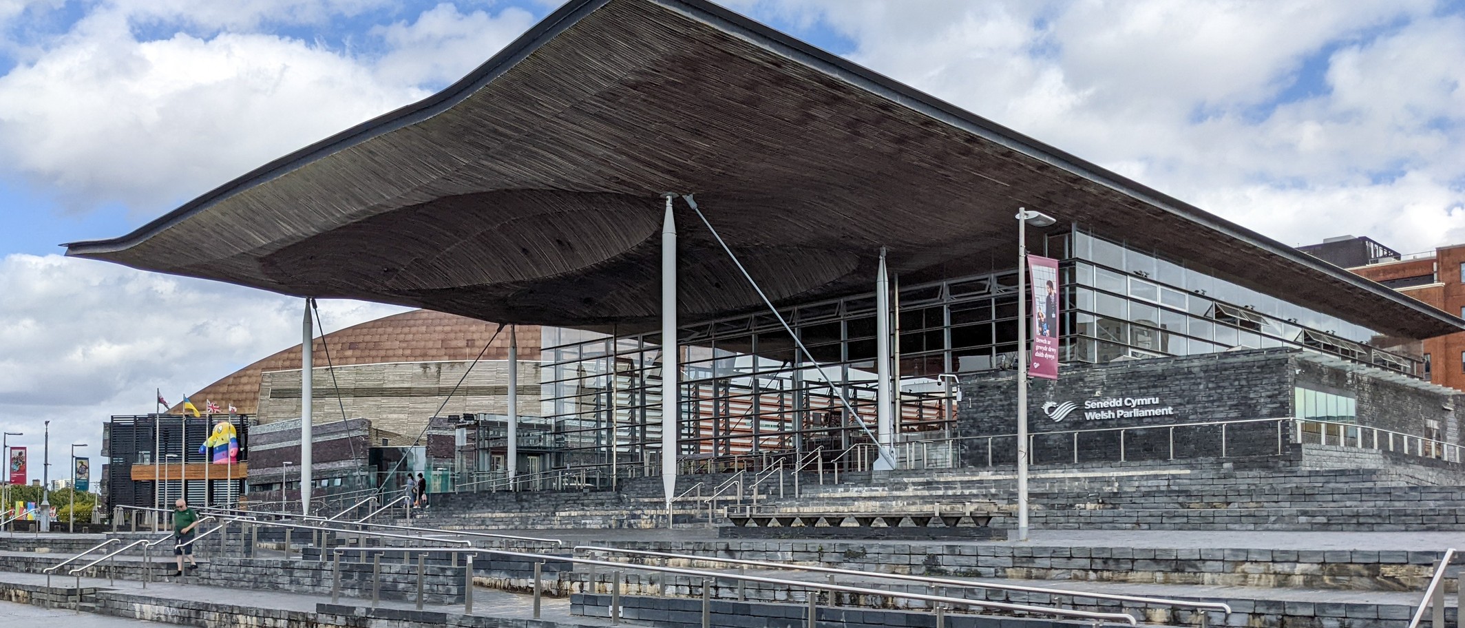 Senedd building, Cardiff Bay. Photo: The wub, CC BY-SA 4.0, via Wikimedia Commons