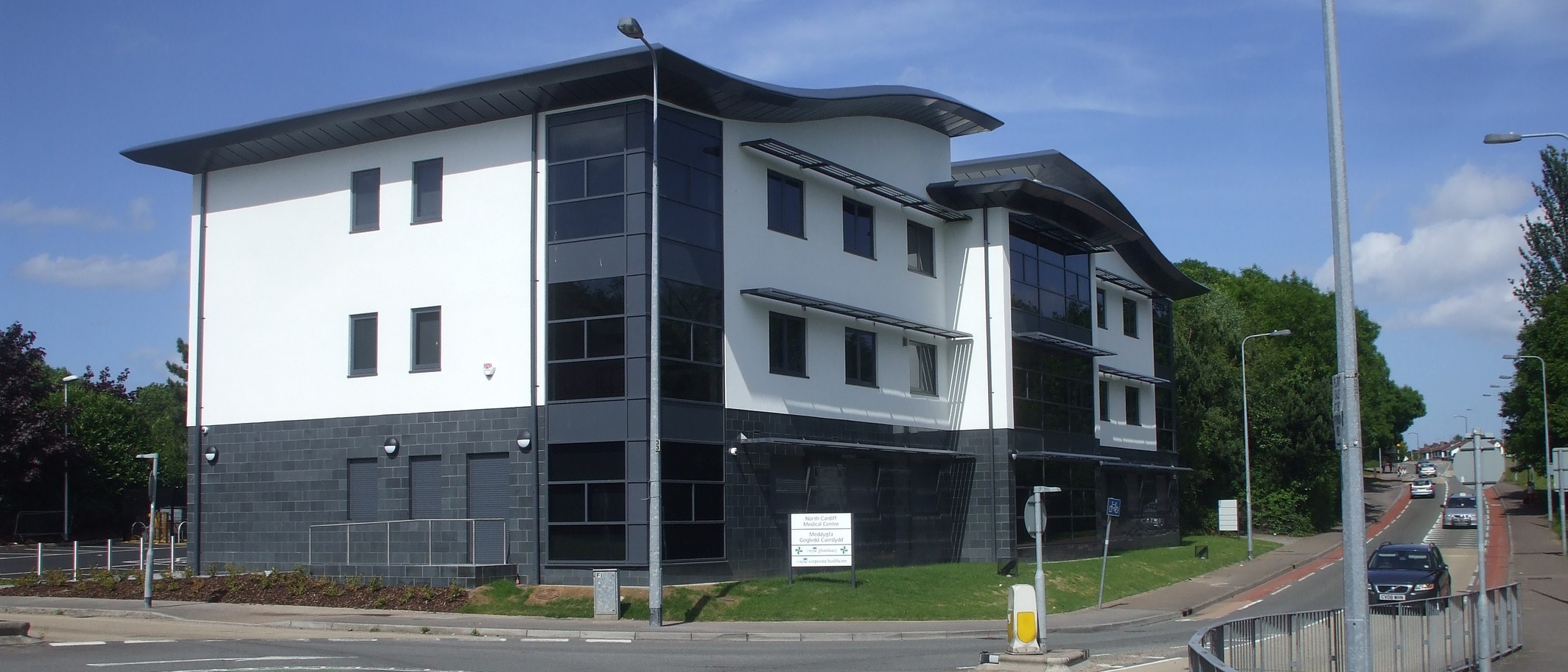 North Cardiff Medical Centre in Thornhill, photographed on 12 June 2010. Archive photograph of a GP practice. John Lord / Wikimedia Commons, CC BY-SA 2.0; cropped.