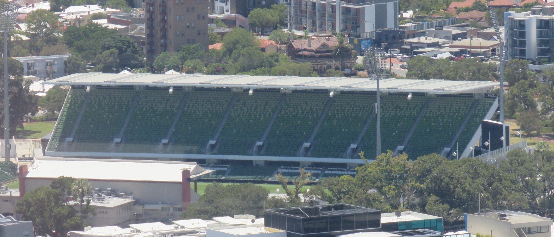 Archive view of Perth Oval from Central Park, 13 January 2021. Photo: Calistemon, CC BY-SA 4.0, via Wikimedia Commons.