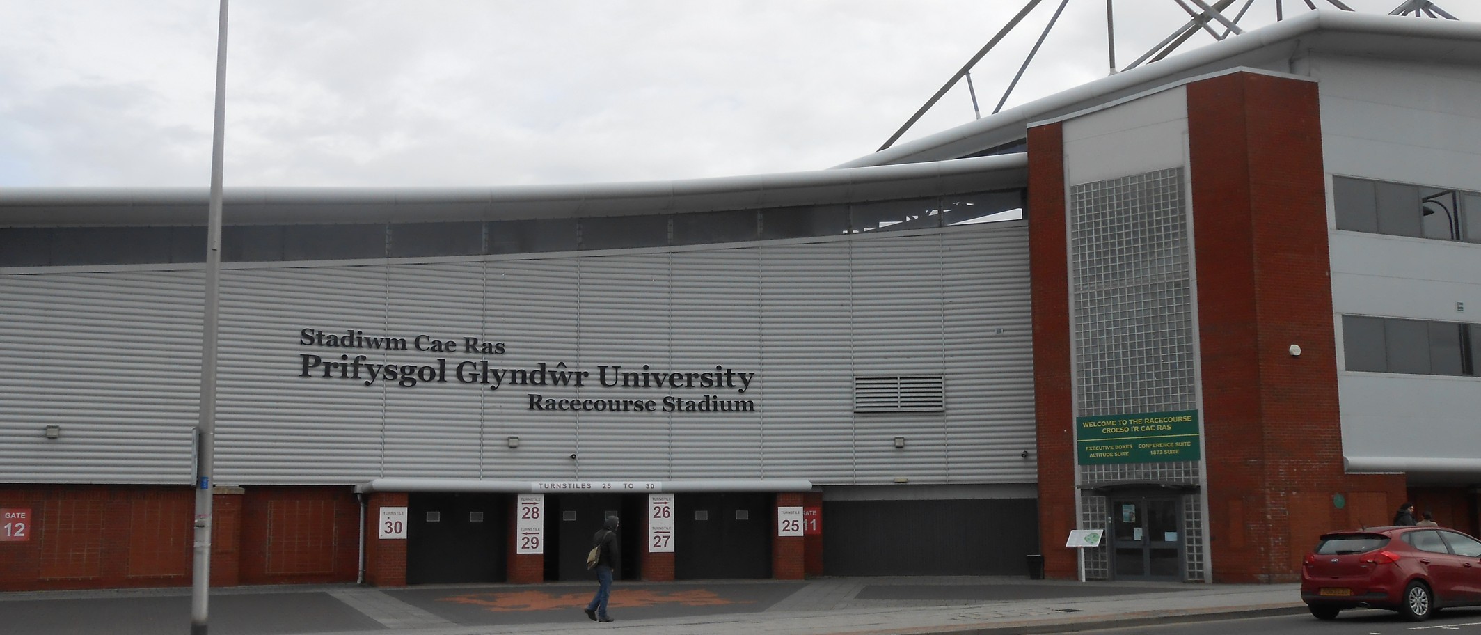 Racecourse Ground, Wrexham (3). Photo: Rept0n1x, CC BY-SA 3.0, via Wikimedia Commons